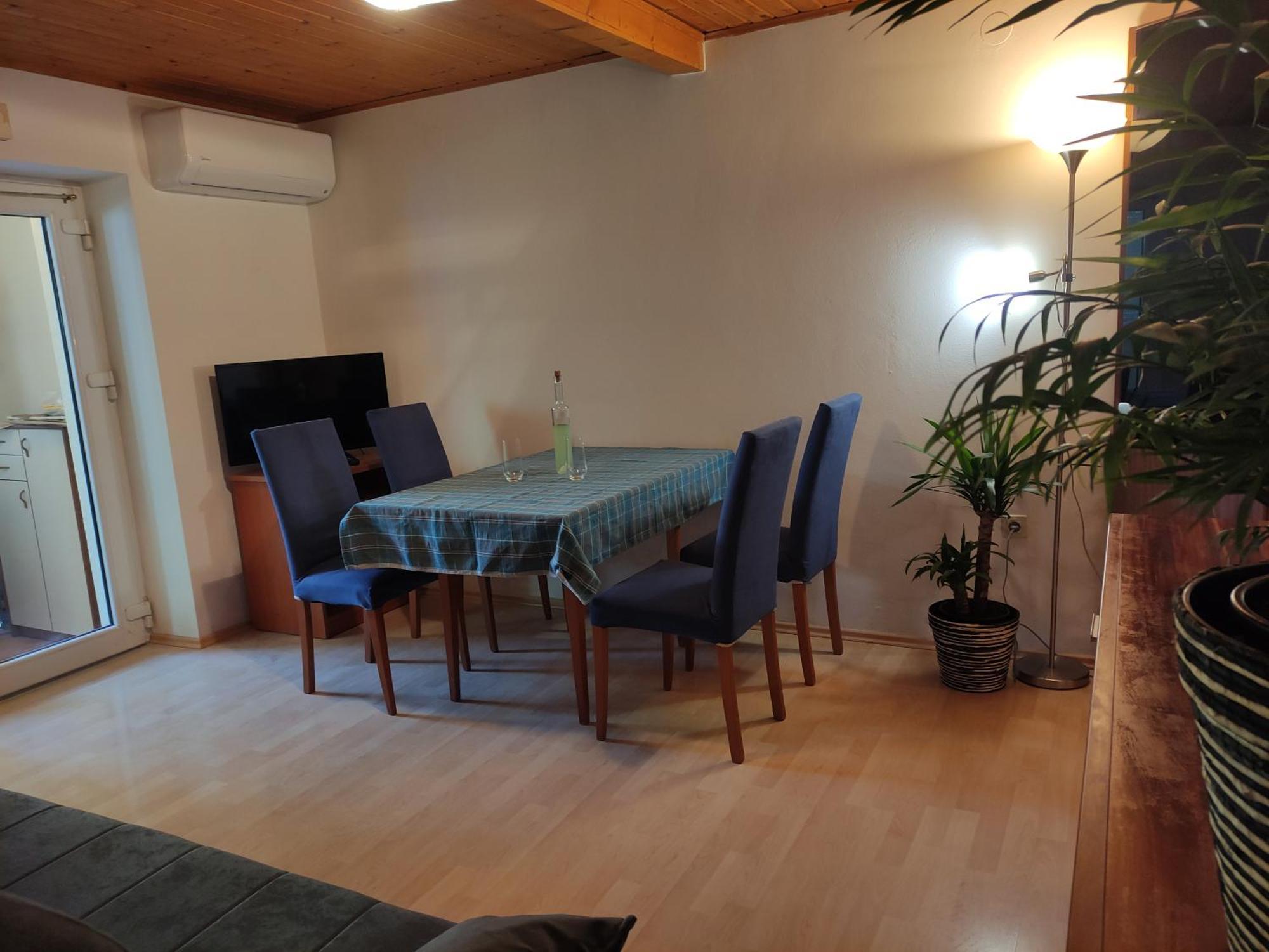 Apartment Valenta Porec Bagian luar foto