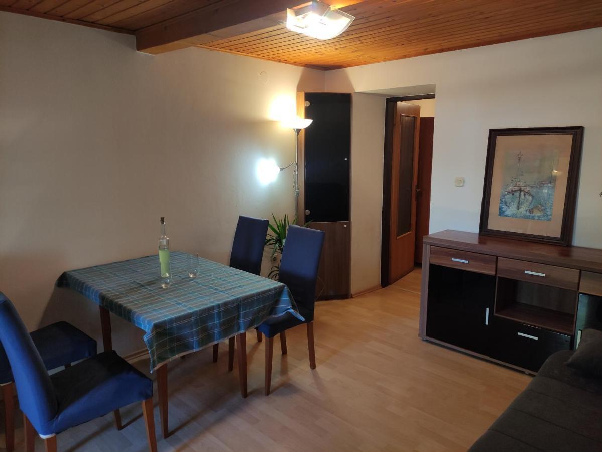 Apartment Valenta Porec Bagian luar foto